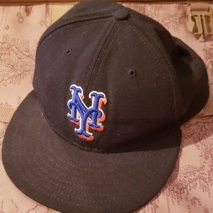 New York Mets Black Hat good conditoon size 7 1/8